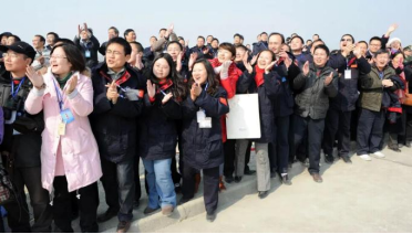 �Ӽ�5����20���й��ɷ������һ��һ����Ϊ�����������ģ�