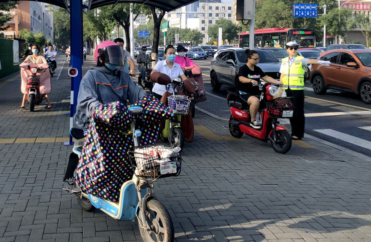 电动车新国标这2个要求，没有实用性还影响骑车，车主：要它何用