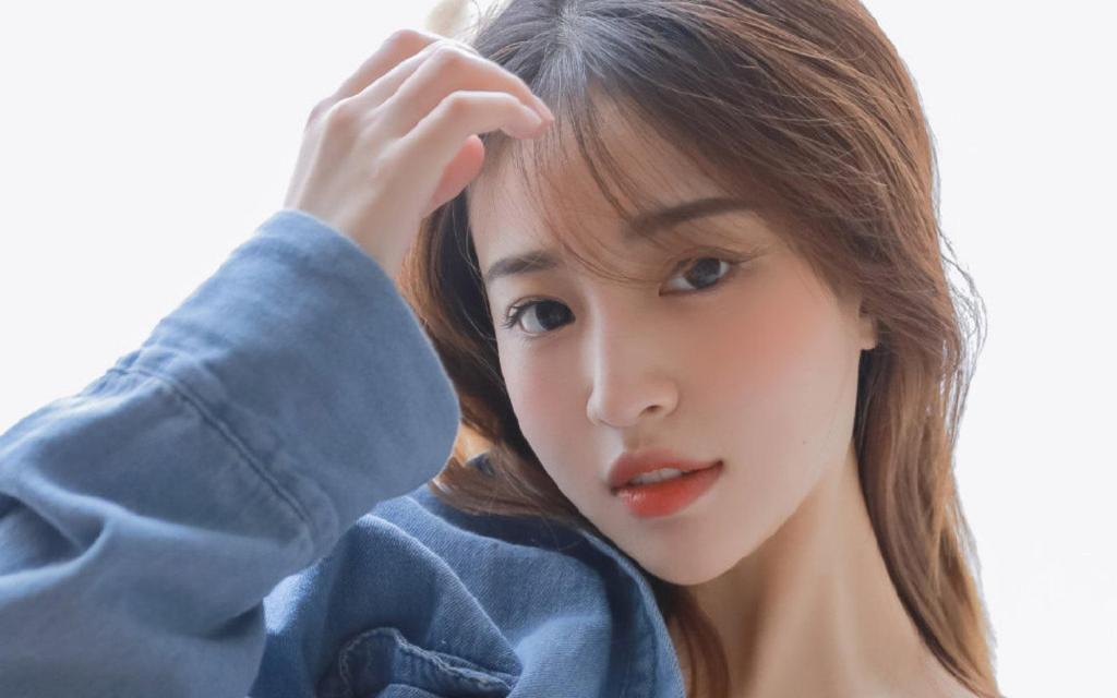 追女生的时候送什么礼物比较好（追女生的时候要不要送礼物）