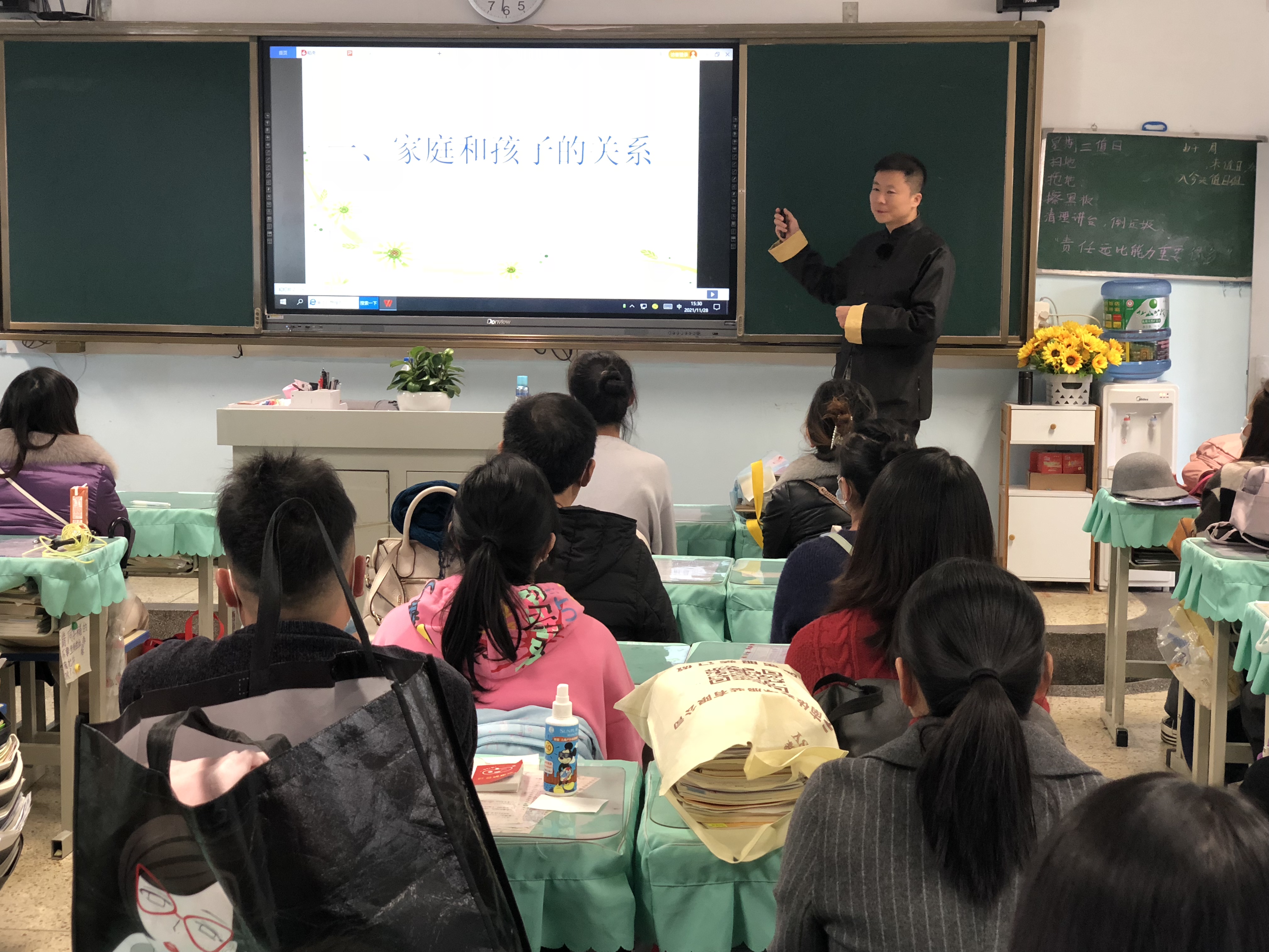 云南大山里的中医团队义诊9年，“但行好事，莫问前程”