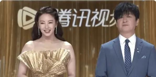 曾经帅到掉渣，如今土里土气胡子邋遢，这7位男星年轻时都是鲜肉