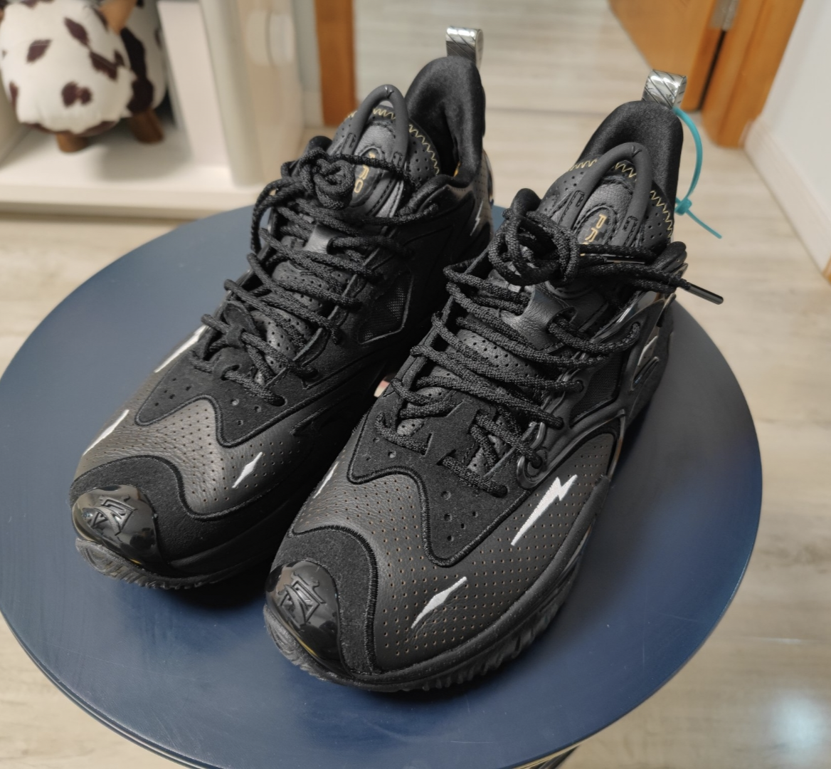 安踏新品！狂潮3.0Pro真帅，冬奥领奖鞋好犀利，还有限量款休闲鞋