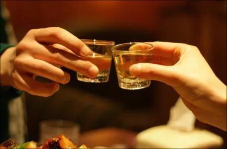酒业执旗者们如何解读理性饮酒？