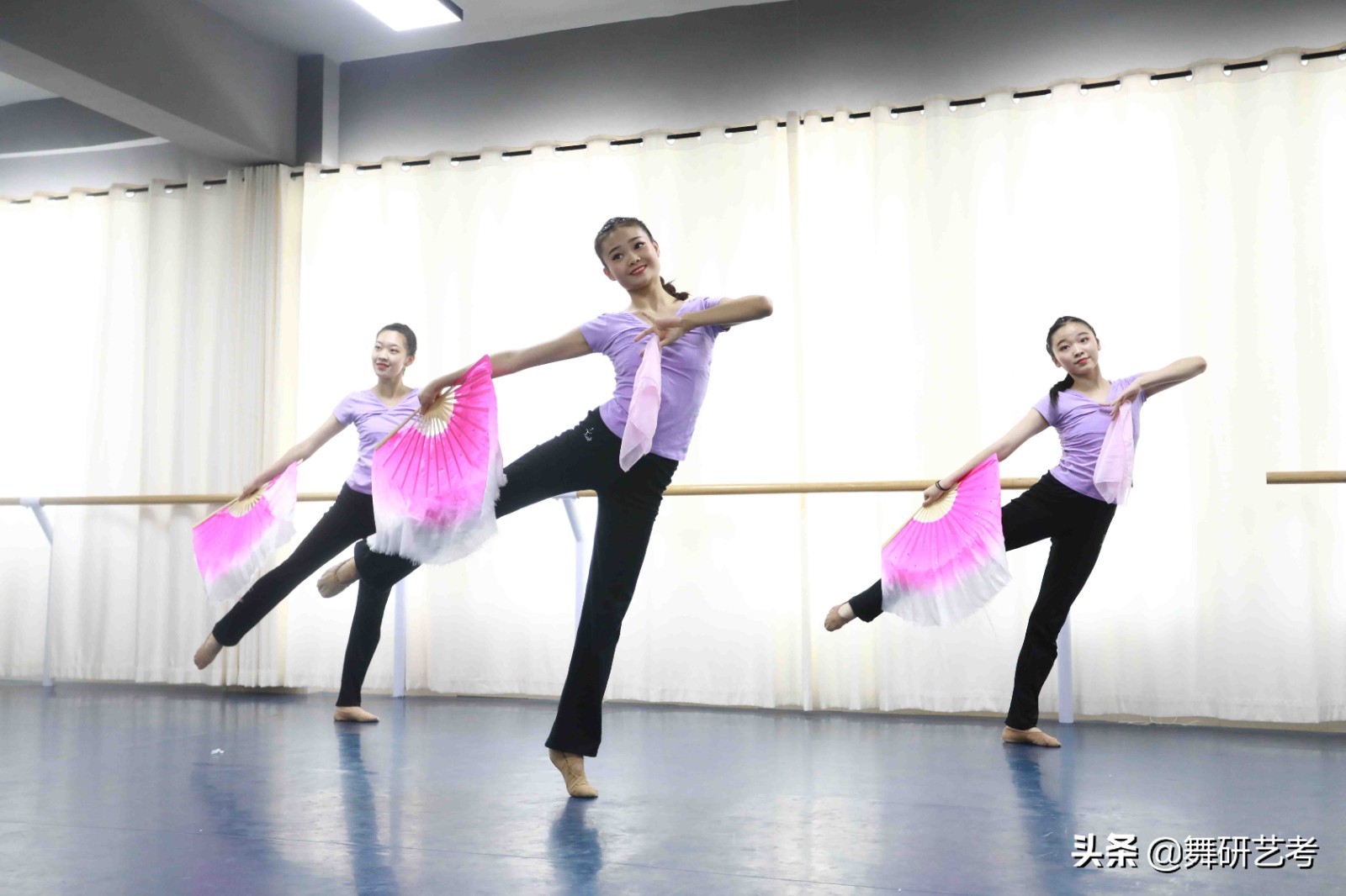 适合学生跳的舞蹈有哪些 舞蹈考生跳什么舞更容易收获高分呢？