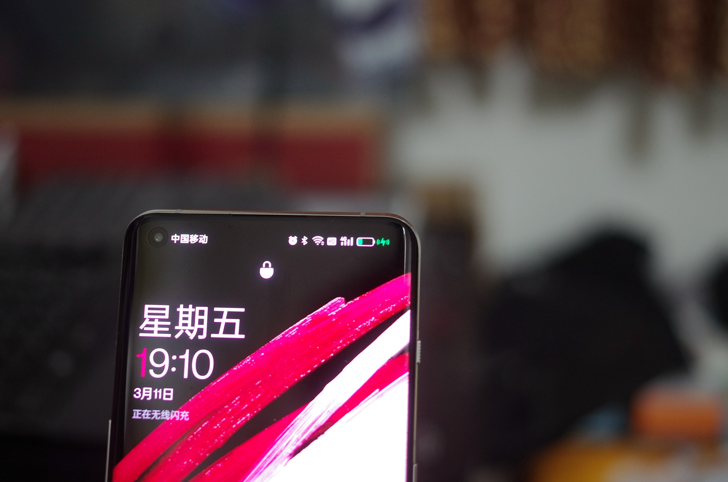 哈苏影像2.0、12G+512G的手机用起来怎么样：一加10 Pro 胖达白体验