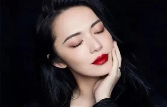 12位女明星颜值特点