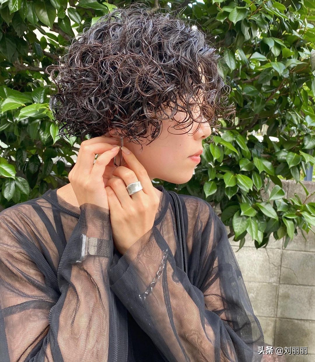 春節女士發型我看好這3種燙發，時尚不張揚，效果還不賴