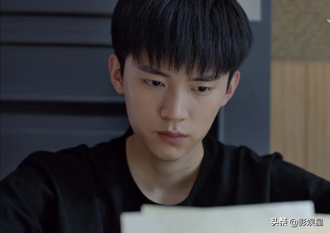 小敏家：高考前泡妞打游戏的金家骏，708分上清华，他到底凭啥？