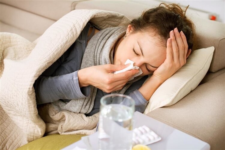 感冒千万别盲目吃药！教你辨别风热感冒和风寒感冒，对症用药