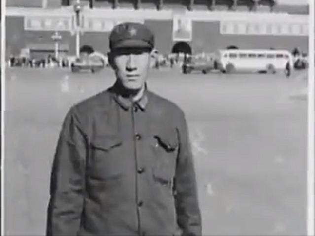 巨人鲍喜顺：与小28岁娇妻闪婚，57岁冒险生下一子，68岁想要二胎