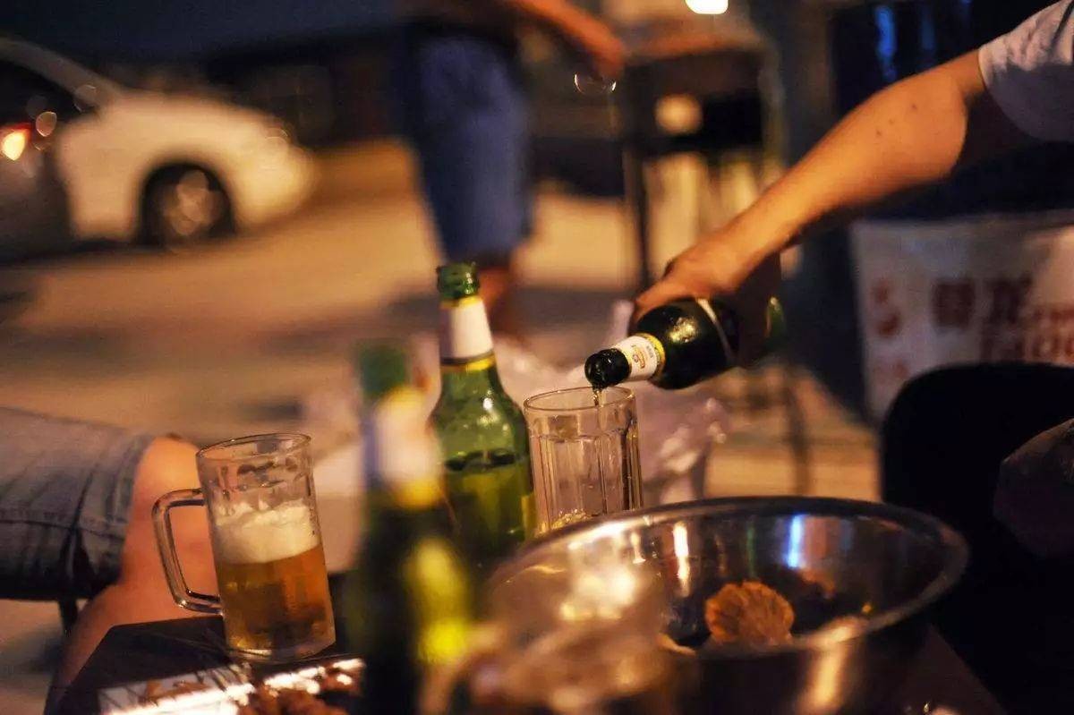 12年前，扬言“我爸是李刚”的坑爹官二代，出狱后过得怎样了？