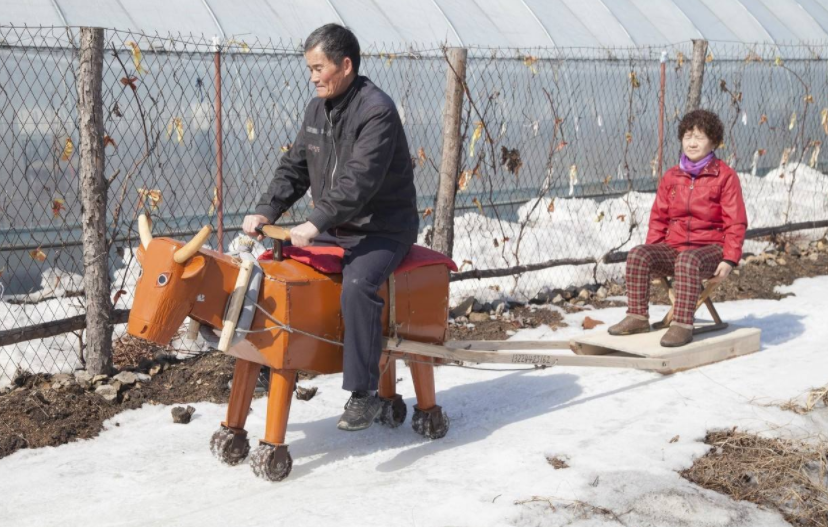 农民李景阳：8年造出电动“木牛流马”，载千斤重物，获发明专利