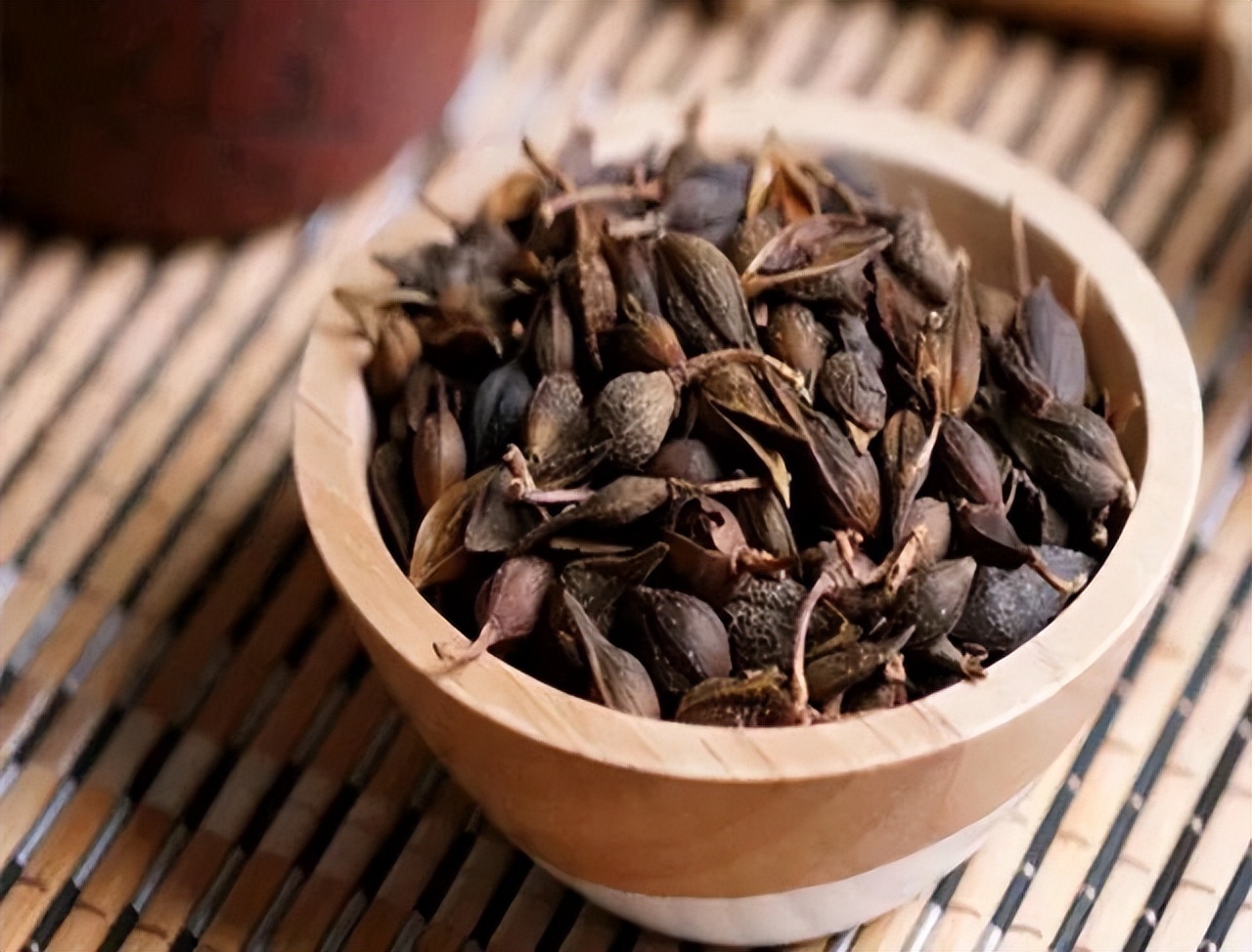 开黄花的植物名称大全（这6种小黄花谁才是真正的迎春）