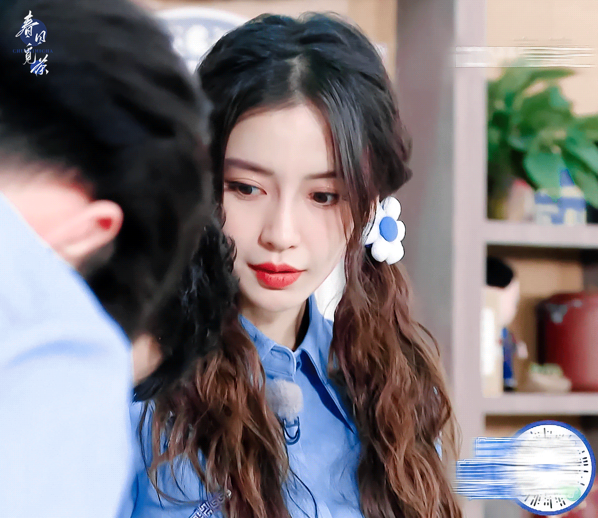 新一期《奔跑吧》和《萌探2》之最新一期的Angelababy