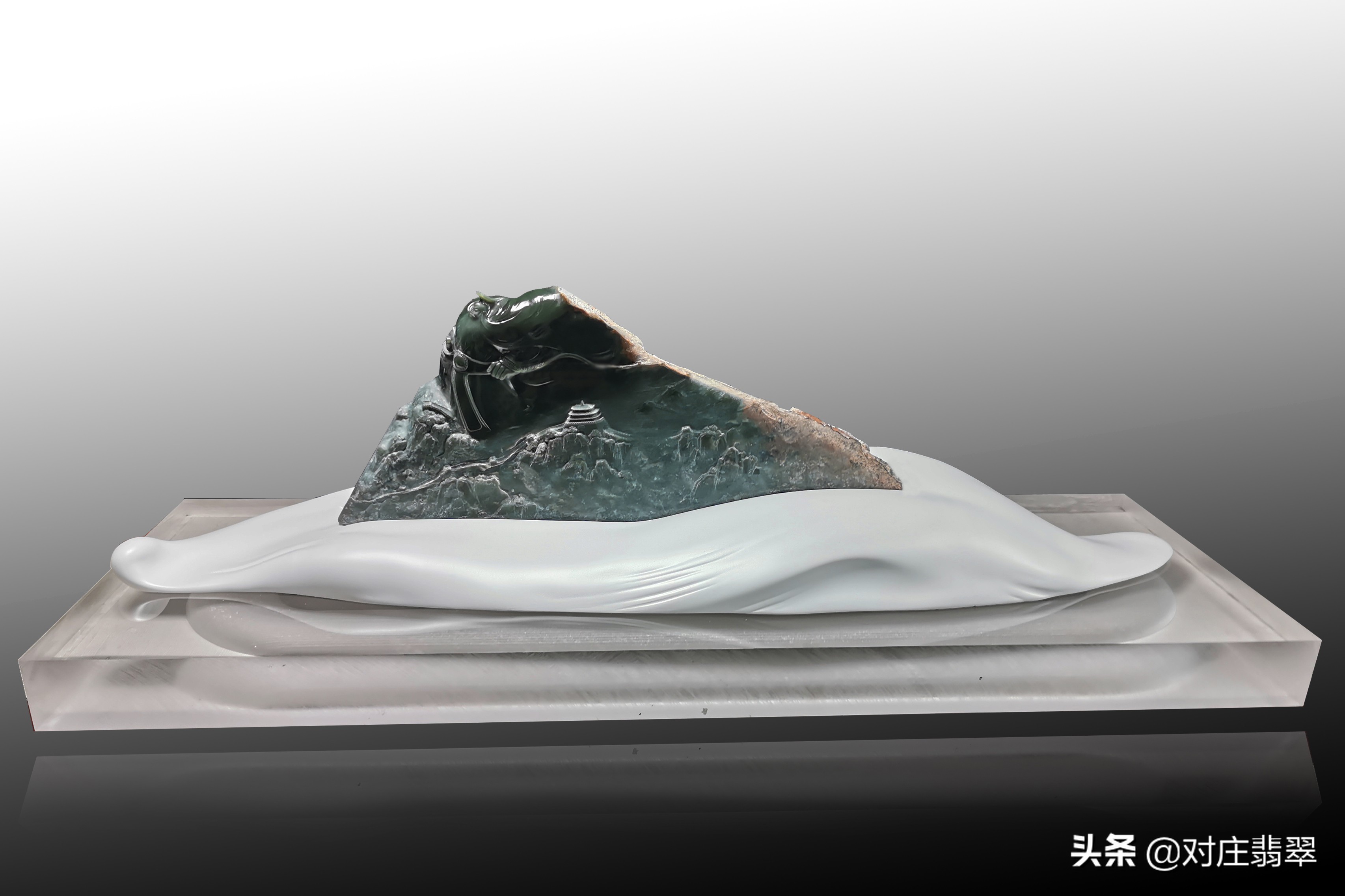 战争题材玉石雕刻,如何展示英雄风采和大时代交替的恢弘魅力?