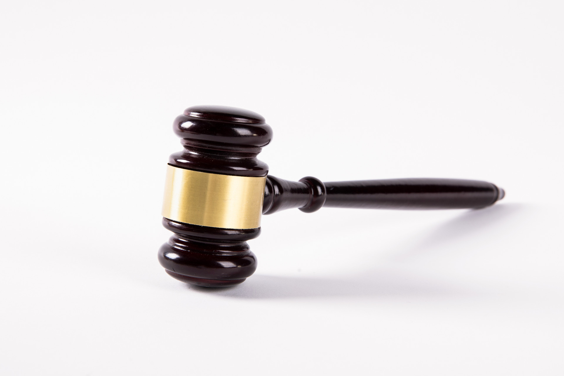 15所一流大学“黄灯停”，仅2所做出解释，2023谁能“绿灯行”？