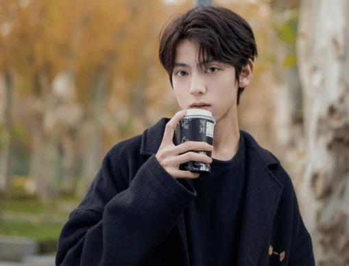 华中科大宣传片的“校草”，居然是隔壁武大的，网友：赶快还回去