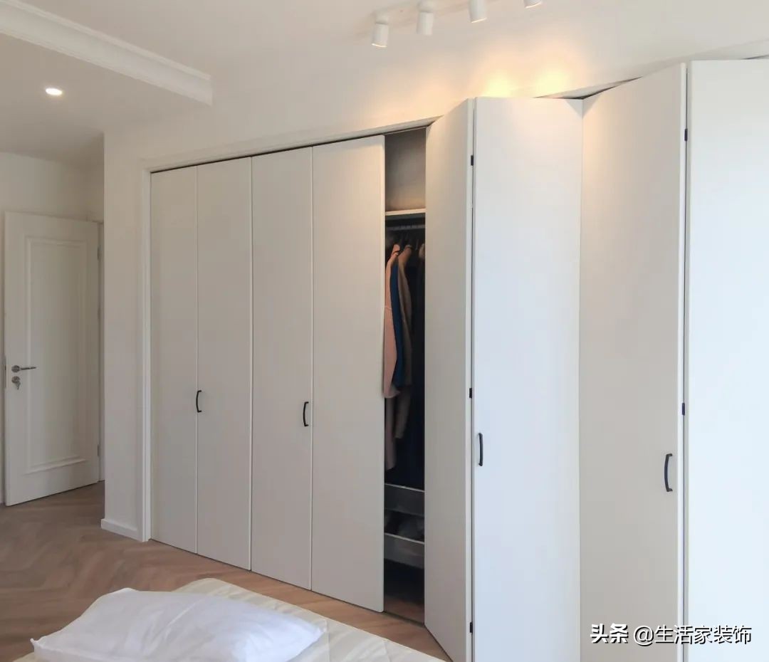 98㎡老房焕新，直接变成ins风的网红打卡点，她家这样装修太绝了