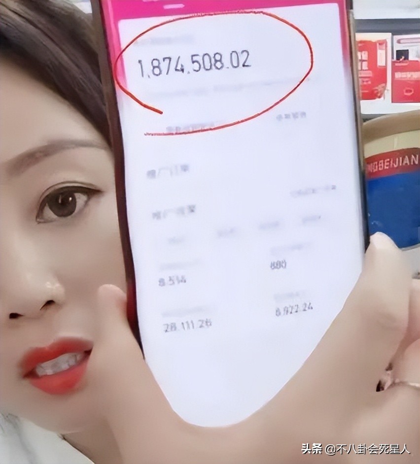 8位红极一时的草根明星现状，摆摊卖菜，住桥洞，红了11年