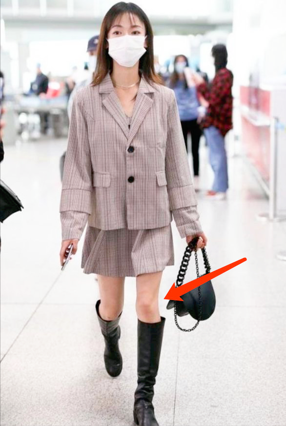 皮包骨,排骨胸,这些明星瘦成了一道"闪电",畸形审美何时休