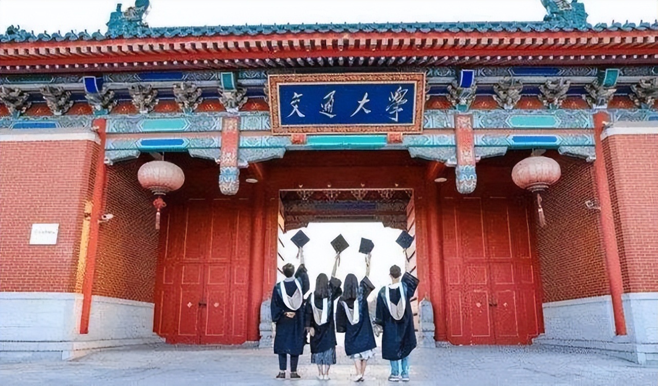 29岁“小保安”火了，成功考上顶尖985大学，令人羡慕又敬佩