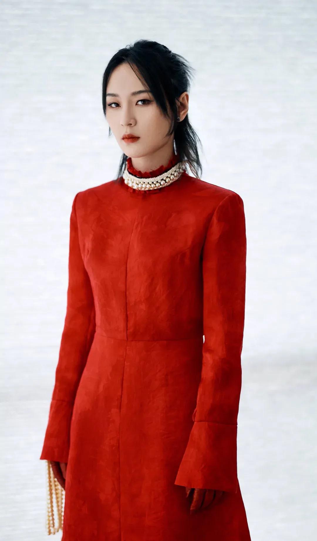 周笔畅美丽的图片