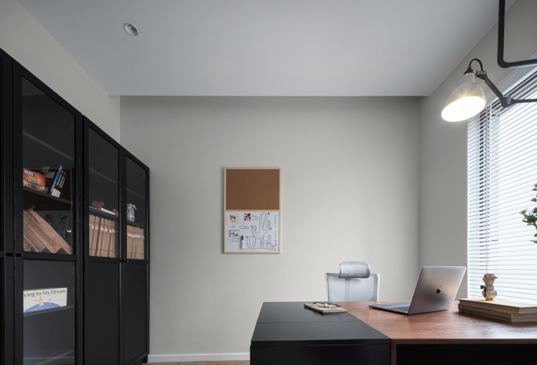 88m²办公区+生活区：他家诗意极简风，让小夫妻安排的明明白白