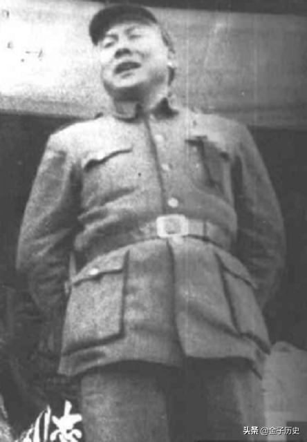 1951��һ�����ٽ��������̣���ϯ�������ͷţ��ٸ������Ÿ�����