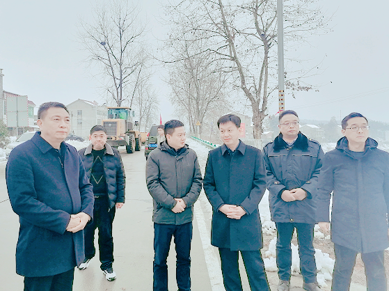 湖北武穴公路局：闻“雪”而动齐上阵，浴“雪”奋战保畅通