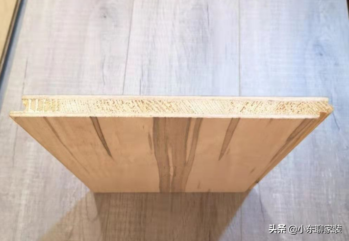 木地板选购攻略，不同种类的地板有啥区别？对比三点，不交智商税