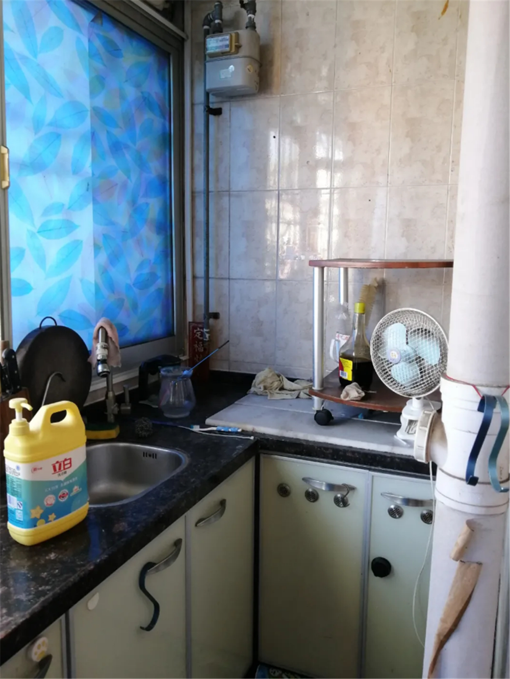 广州45㎡“老破小”翻新：屋主为方便出租，低预算改造出精致效果