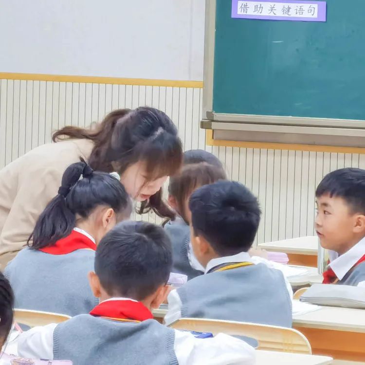 金桥小学老师参加双流区第五届“教坛新秀”赛课活动并进入决赛