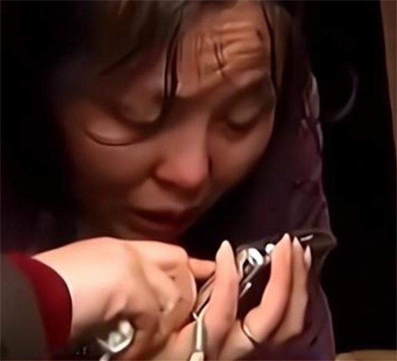 2012年，四川电视台发现一被拐17年的女子，罪魁祸首将被如何处理