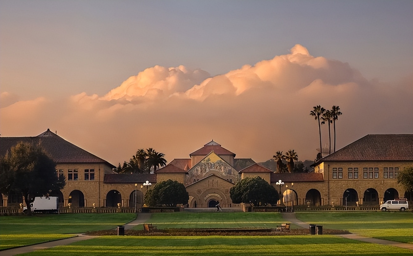 2022世界大学排名更新，哈佛稳坐第一把交椅，清华挺进了前30强