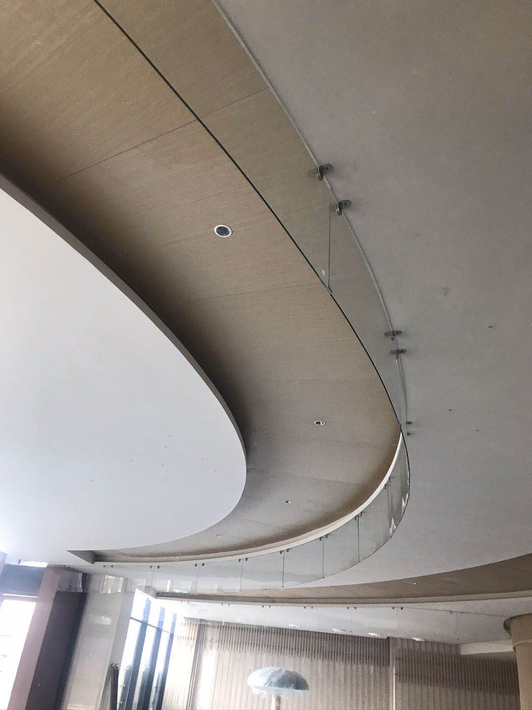 固定式玻璃挡烟垂壁安装详细步骤介绍