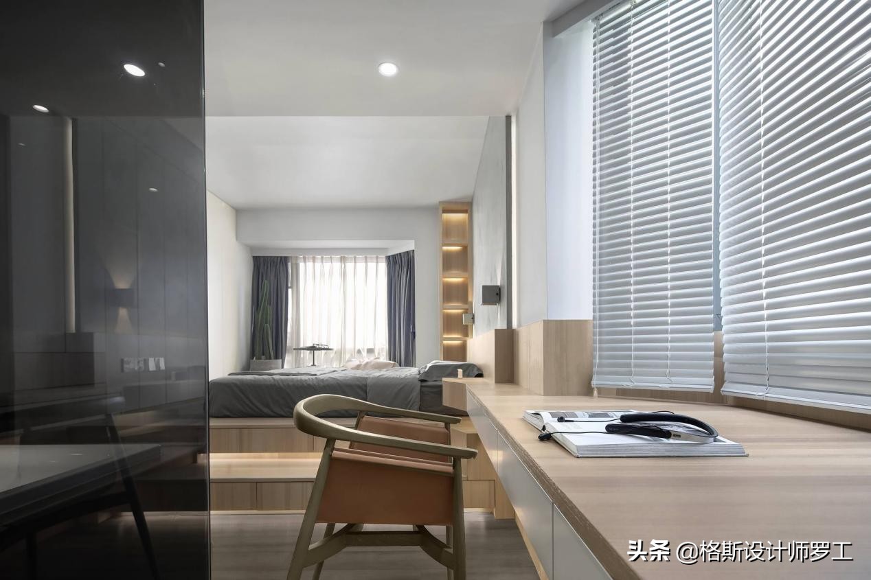 90后夫妻48㎡小家火了，超多收纳空间，卫生间玻璃间隔，好羡慕