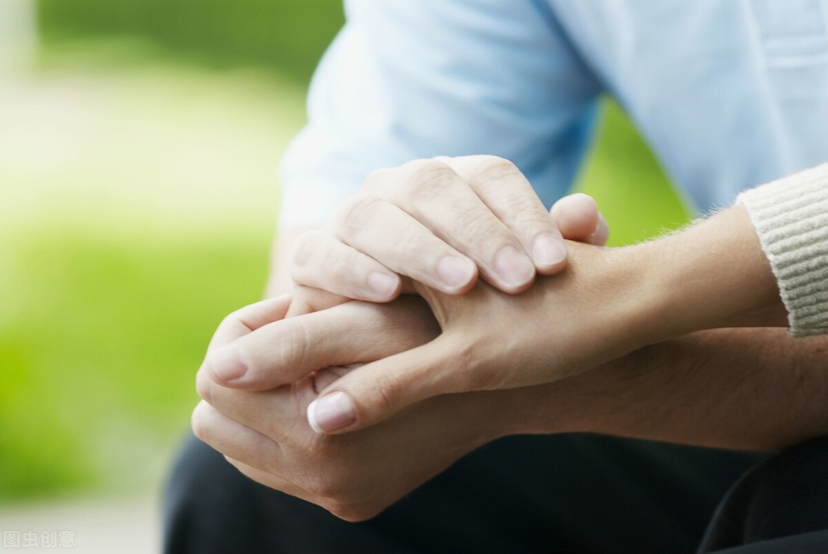 20多岁刚毕业很迷茫不知道怎么办，这25条建议帮你越混越好