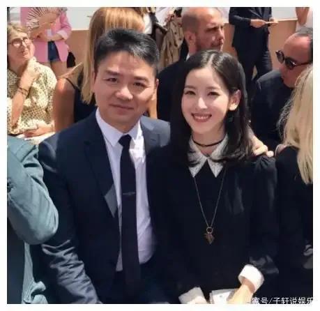 且看奶茶妹妹章泽天，是如何把一手烂牌打成王炸的…