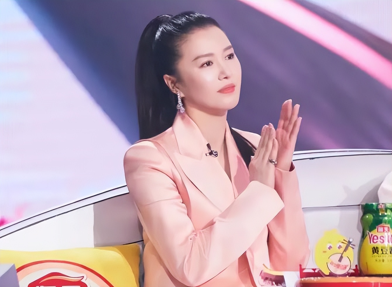 华晨宇亮出了自己最强的王牌，带来了一个王炸的结果！华晨宇春天花会开现场打