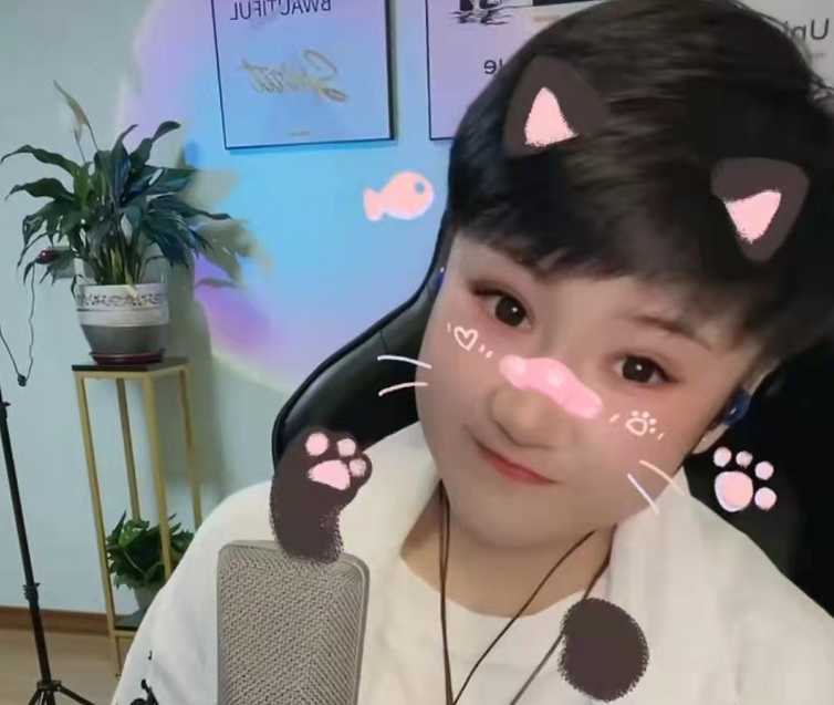 杨树林老婆胖丫被曝生二胎，抱婴儿母爱满满，出狱后靠卖水果维生