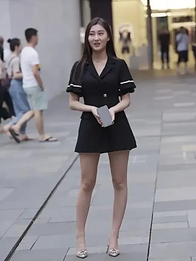 精美黑色服饰穿搭的美女 街拍美图合集