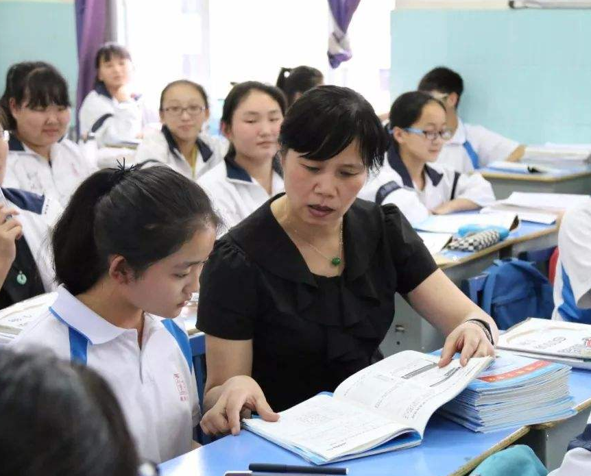 高中学习日语的学生越来越多，“弃英从日”意欲为何？网友：捷径