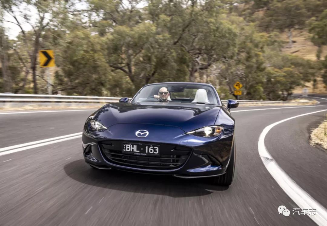极致轻的马自达MX-5发布，车重不足990公斤，匹配6挡手动变速箱
