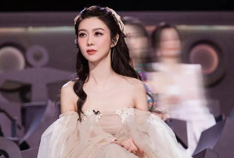 叶璇整容？本人最新回应，不愧是“玄字第一号”上官海棠