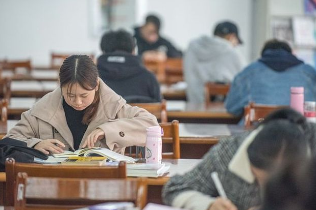 事业单位将实行“车补”？人均薪资上调500，公务员也羡慕不来