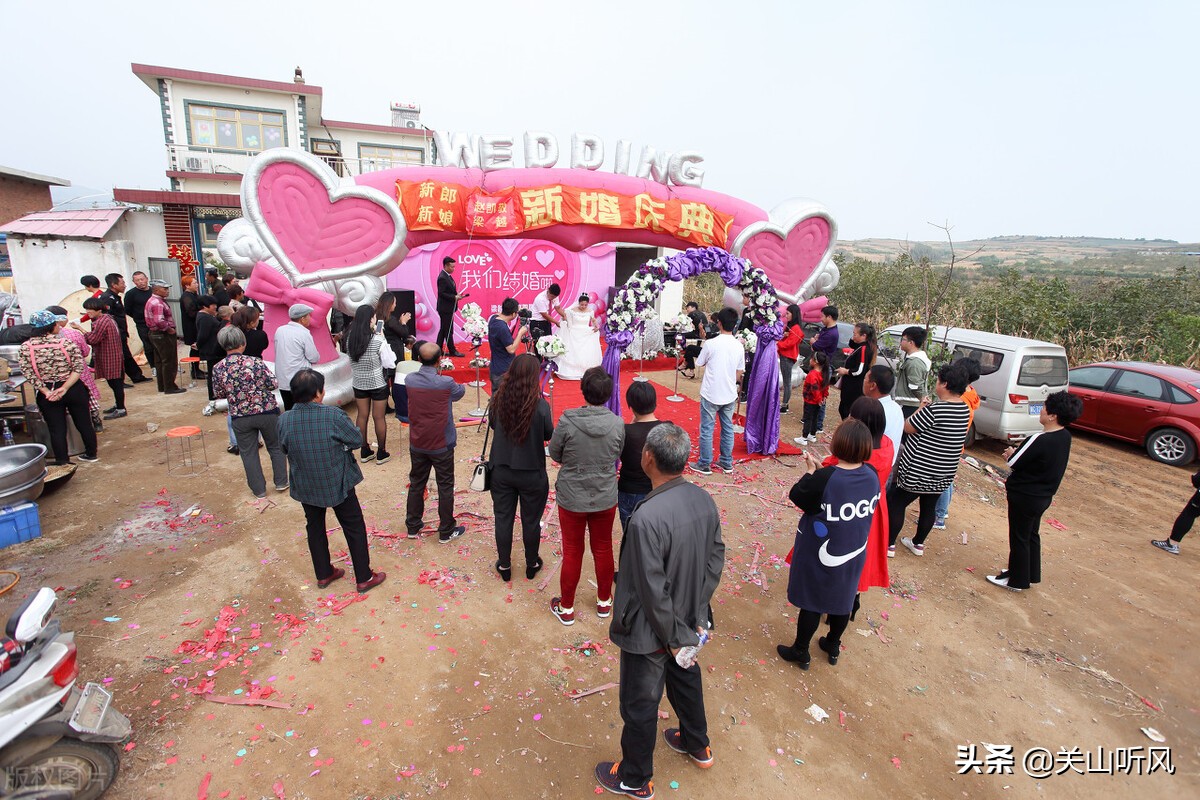 1,过去农村红白喜事中的"礼"有哪些?