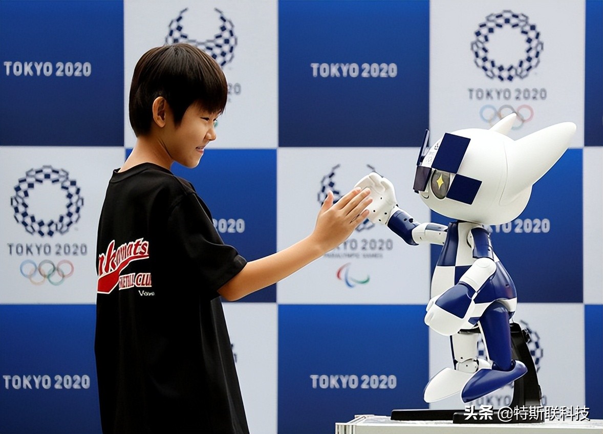 机器人进军“娱乐圈”一场由国际盛会掀起的科技潮流