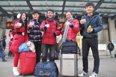 教育局宣布，福建大学生寒假时间公布，家长十分高兴，学生犯了愁