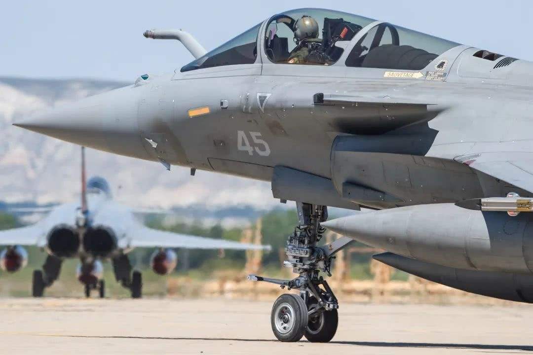 �������ײ��ײ�������£����̽����ģ�ͣ�������ʽ������������