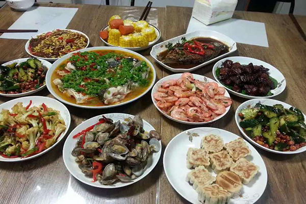 嘴唇发白、发干起皮？嘴唇的四种变化，预示着脾胃的健康变化
